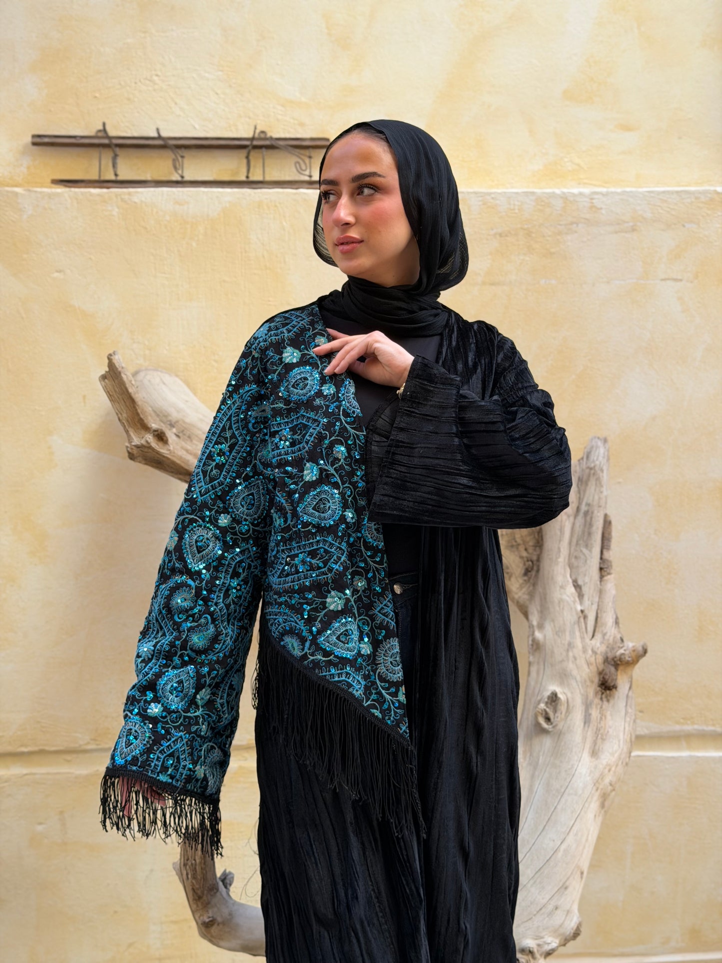Half scarf kaftan